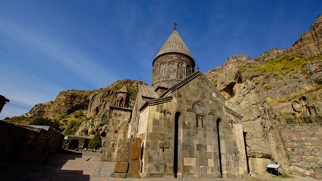В Армению с Феклой Толстой на новогодние праздники