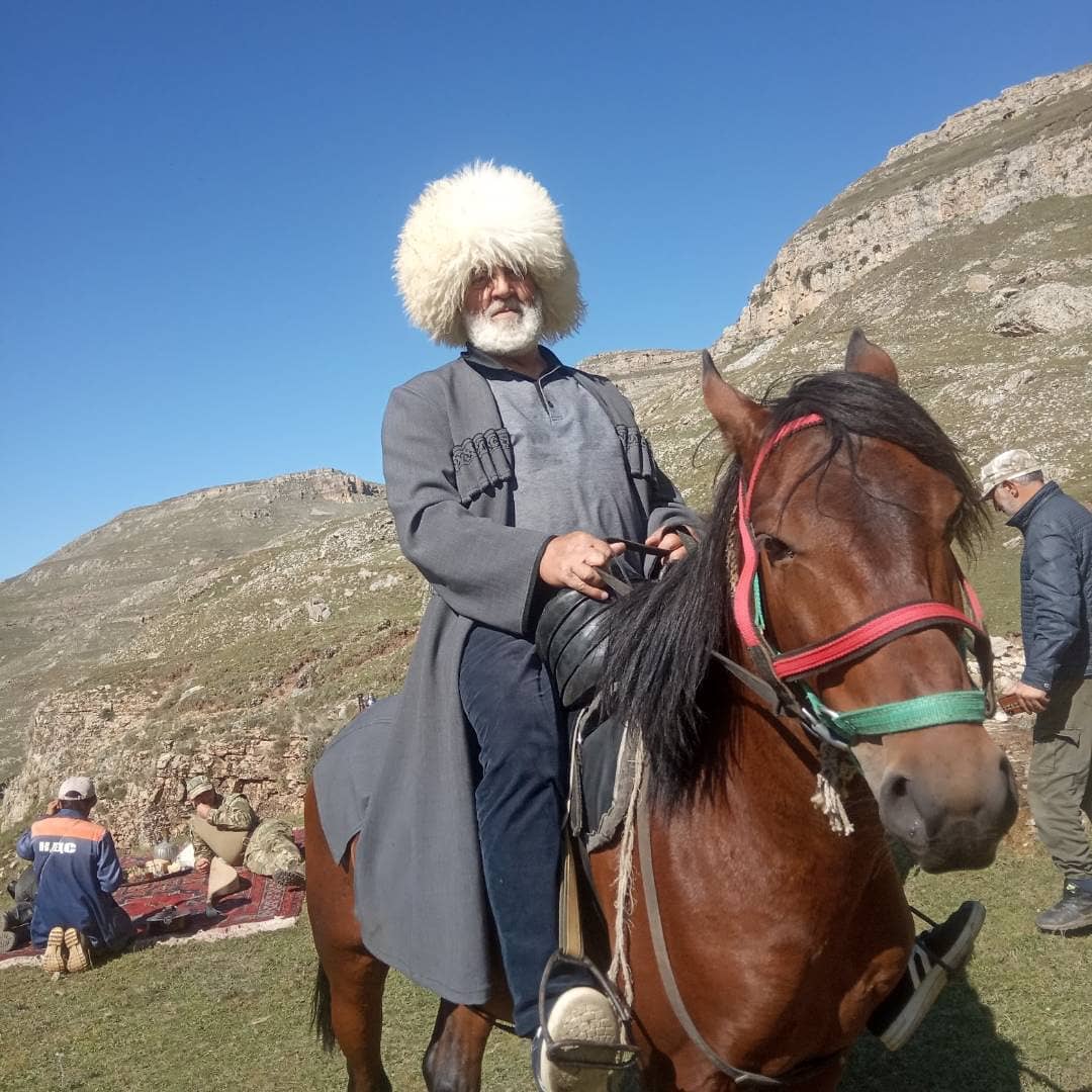 Дагестан с Джоном Уорреном: горы, водопады и национальная кухня