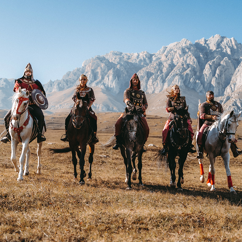 Северная Осетия-Алания: горы, водопады и национальные традиции (ред)